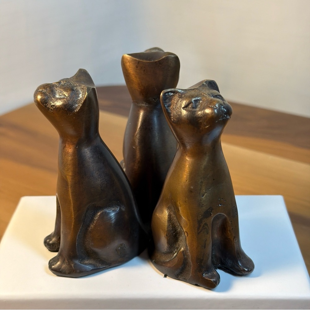 VTG San Pacific International Solid Brass SPI 3 Cats In Circle‎ Figurine Decor
